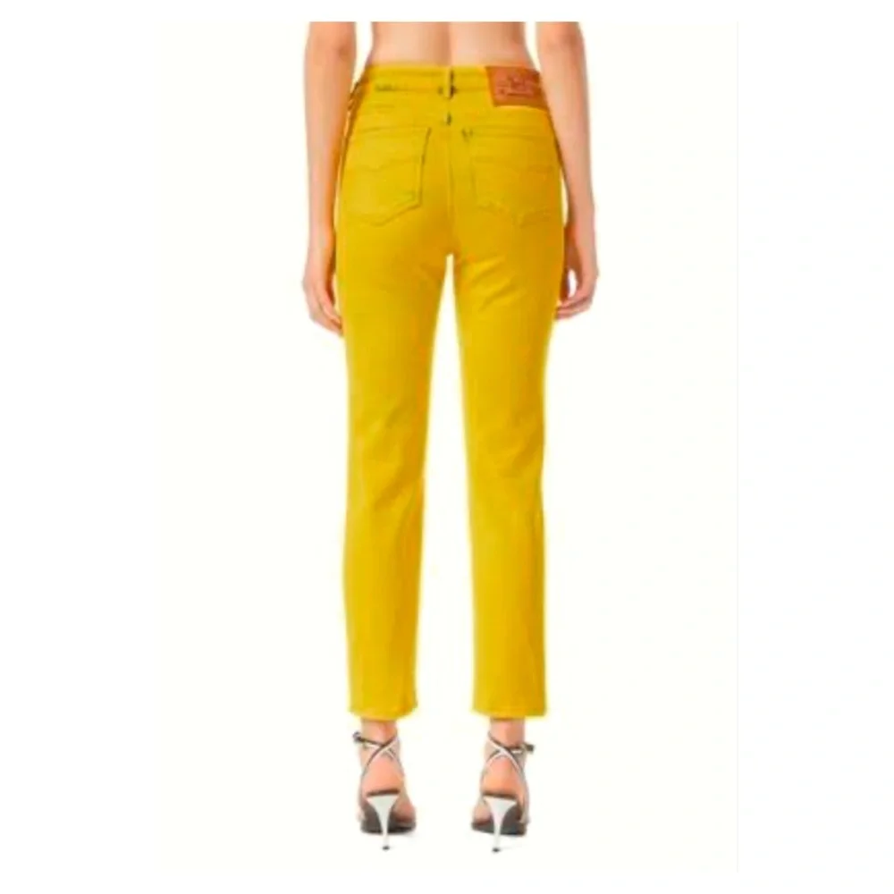 NEW Levi's Jeans Yellow Levi’s Denim Deadstock Yellow Button Fly Jeans Size 26 - Picture 9 of 12